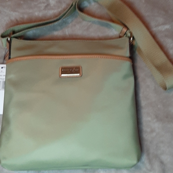 Tommy Hilfiger green crossbody - Picture 2 of 7